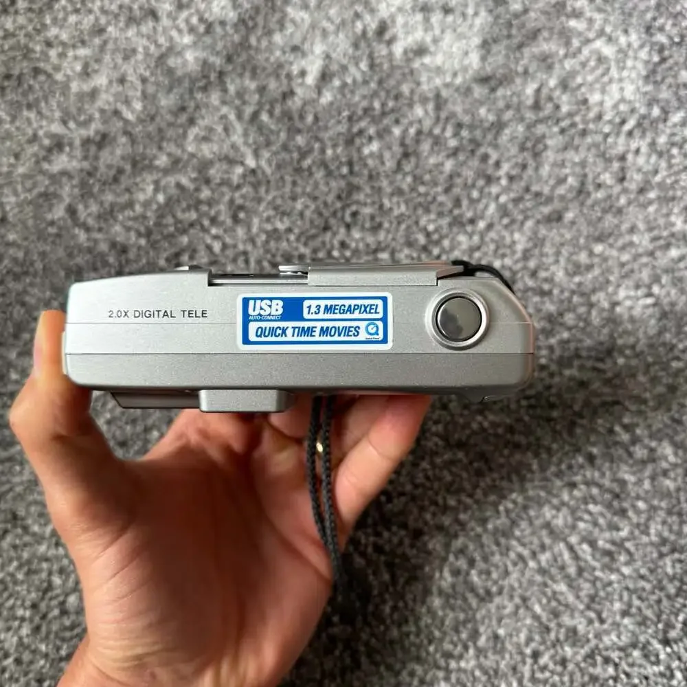 Olympus Camedia D-370 1.3MP Digital Camera – Untested – Y2K Digicam